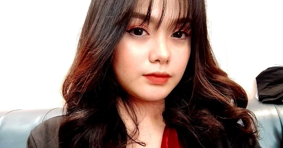 Bắt cóc em họ và rủ thằng bạn cùng Nắc vì cảm thấy bị cô ta coi thường